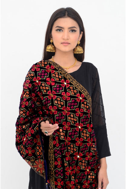 Ellena - Embroidered Velvet Shawl