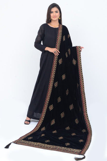 Ellena - Embroidered Velvet Shawl