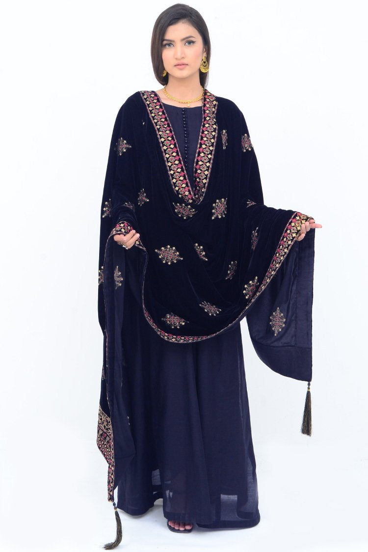 Ellena - Embroidered Velvet Shawl