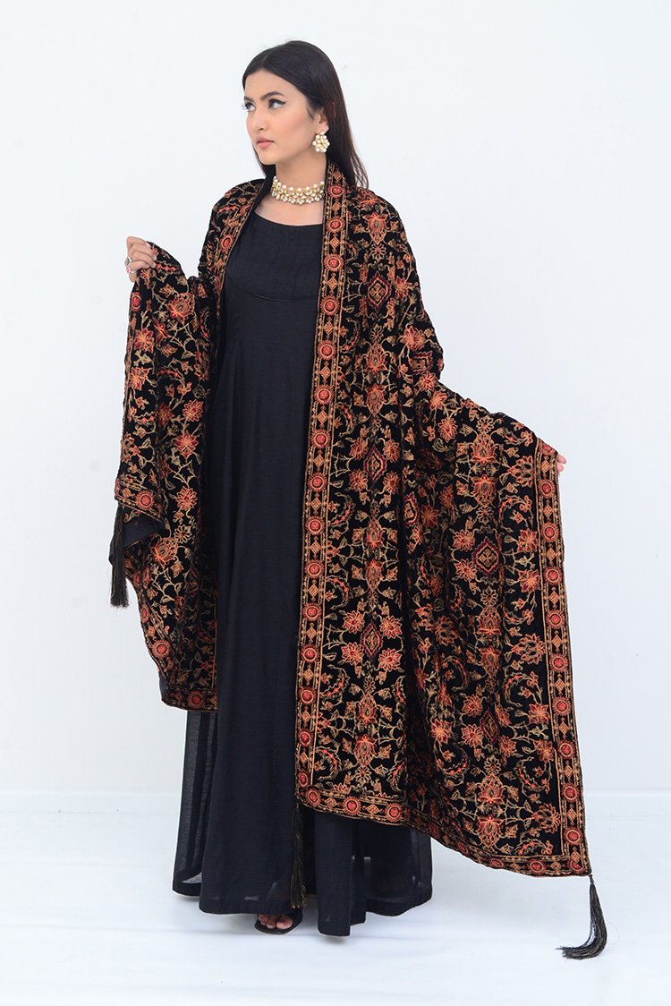 Ellena - Embroidered Velvet Shawl