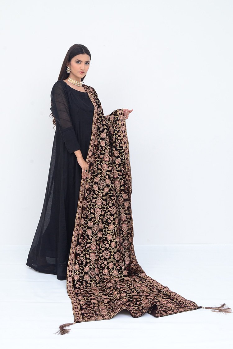 Ellena - Embroidered Velvet Shawl