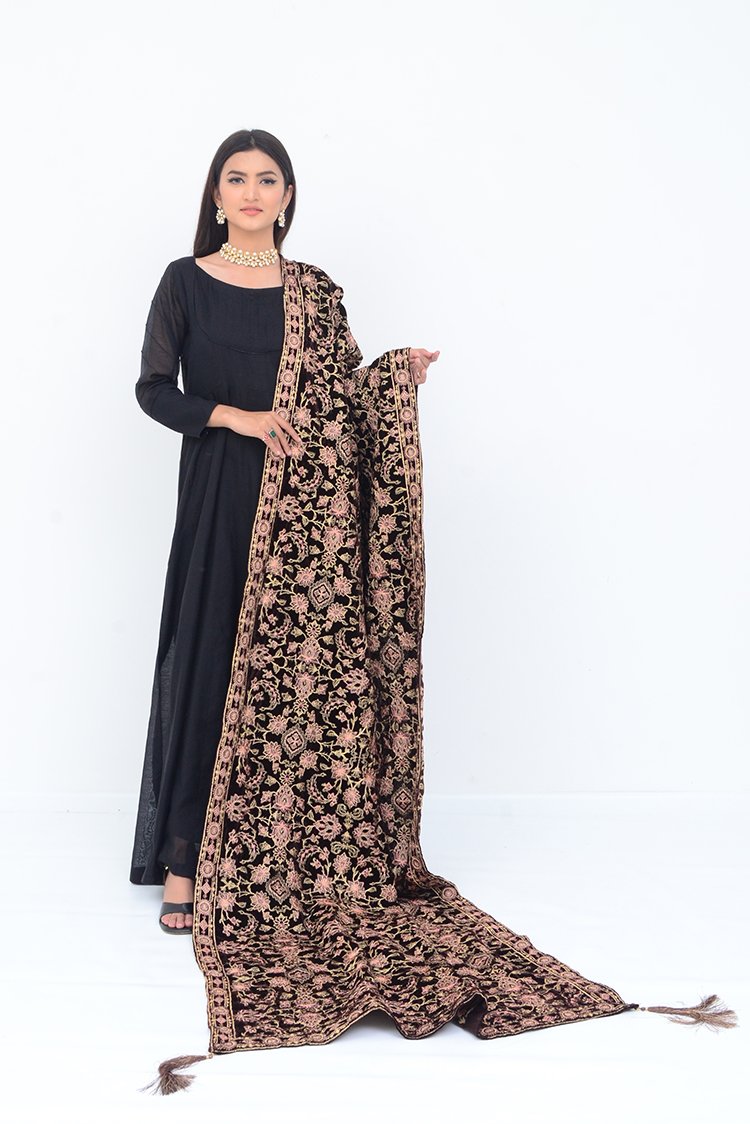 Ellena - Embroidered Velvet Shawl