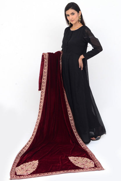 Ellena - Embroidered Velvet Shawl