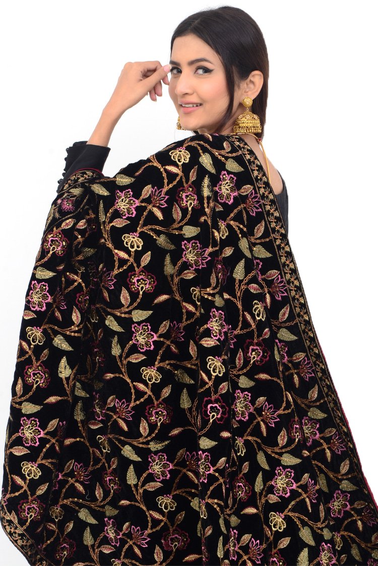 Ellena - Embroidered Velvet Shawl