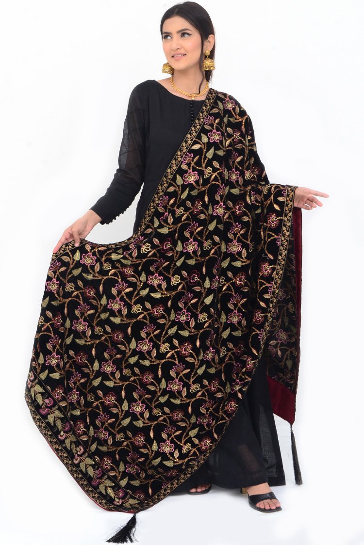 Ellena - Embroidered Velvet Shawl