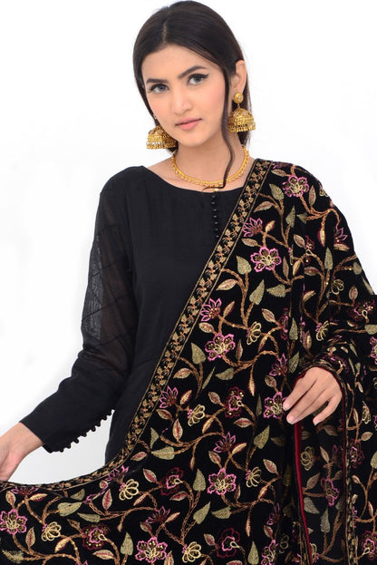 Ellena - Embroidered Velvet Shawl