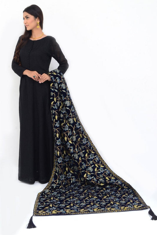 Ellena - Embroidered Velvet Shawl