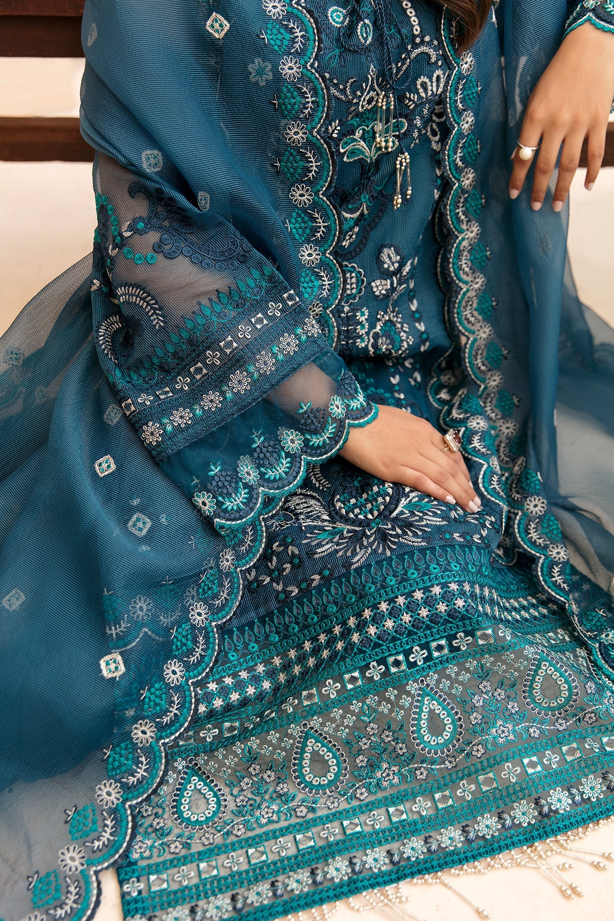 Elegance - AMENA-B