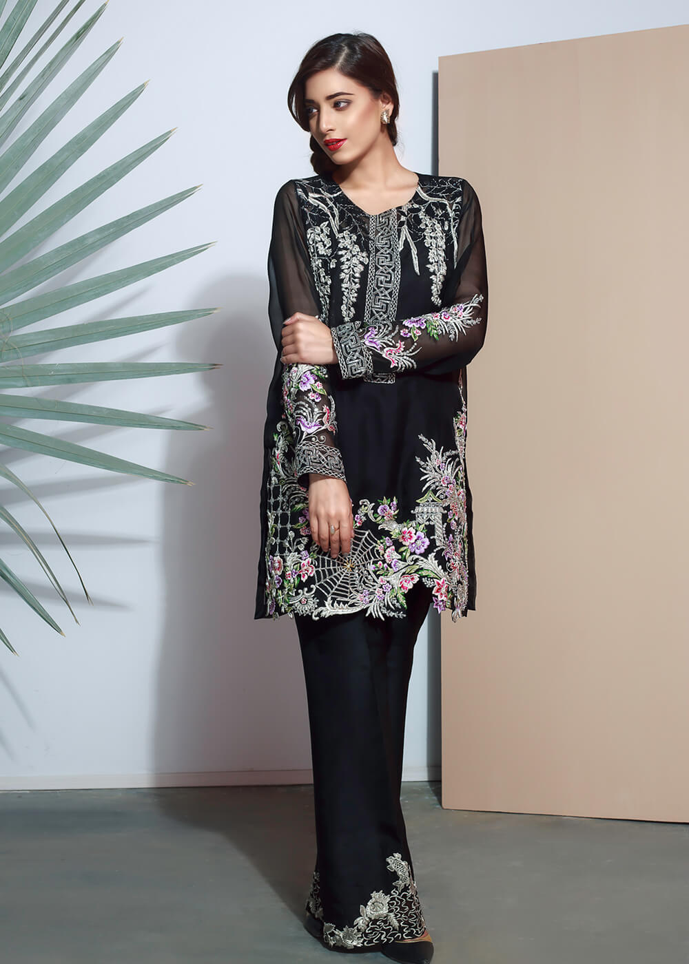 Carmin - Black Fleurs