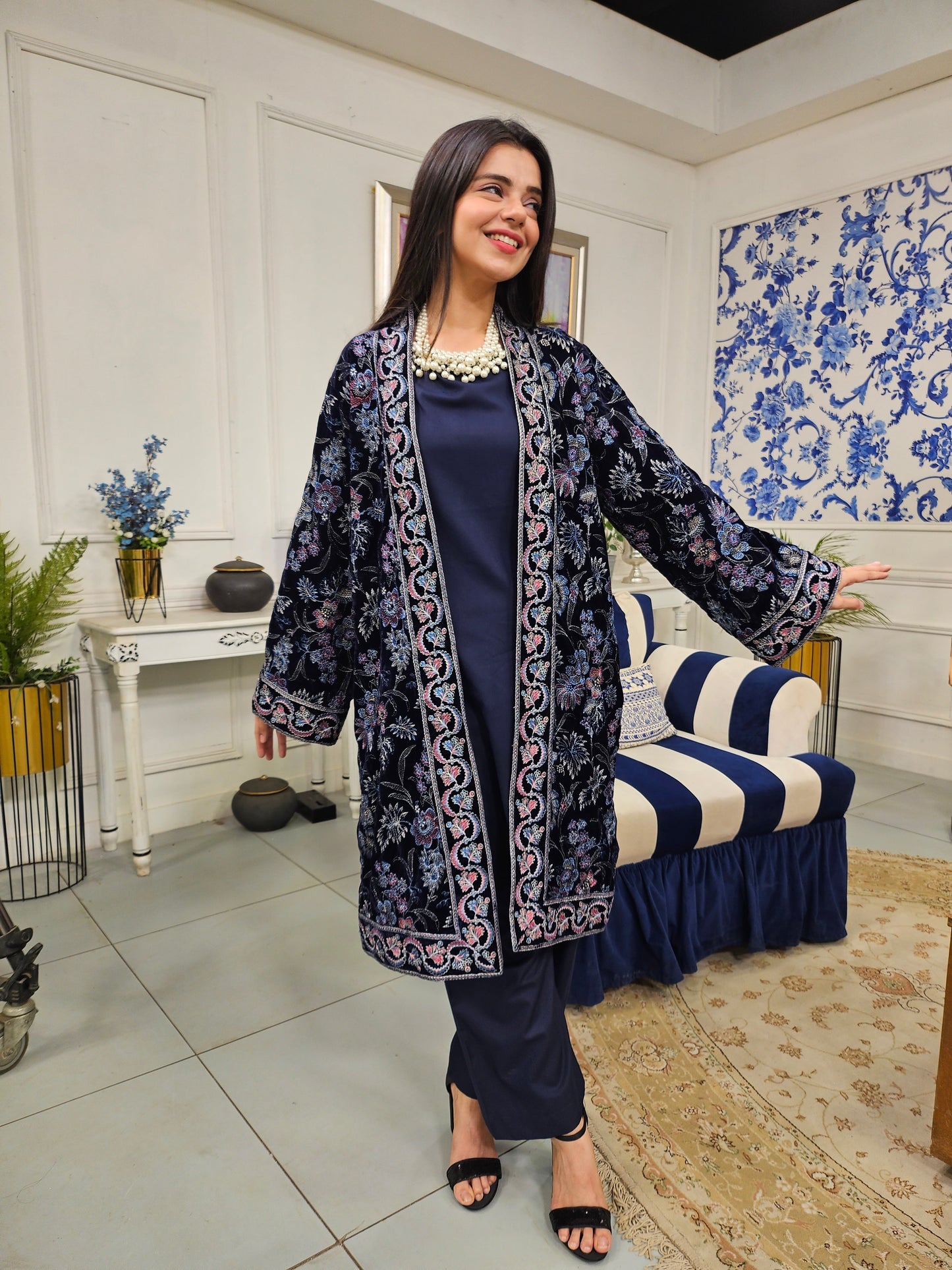 Chilgozay - Indigo Trio (582)