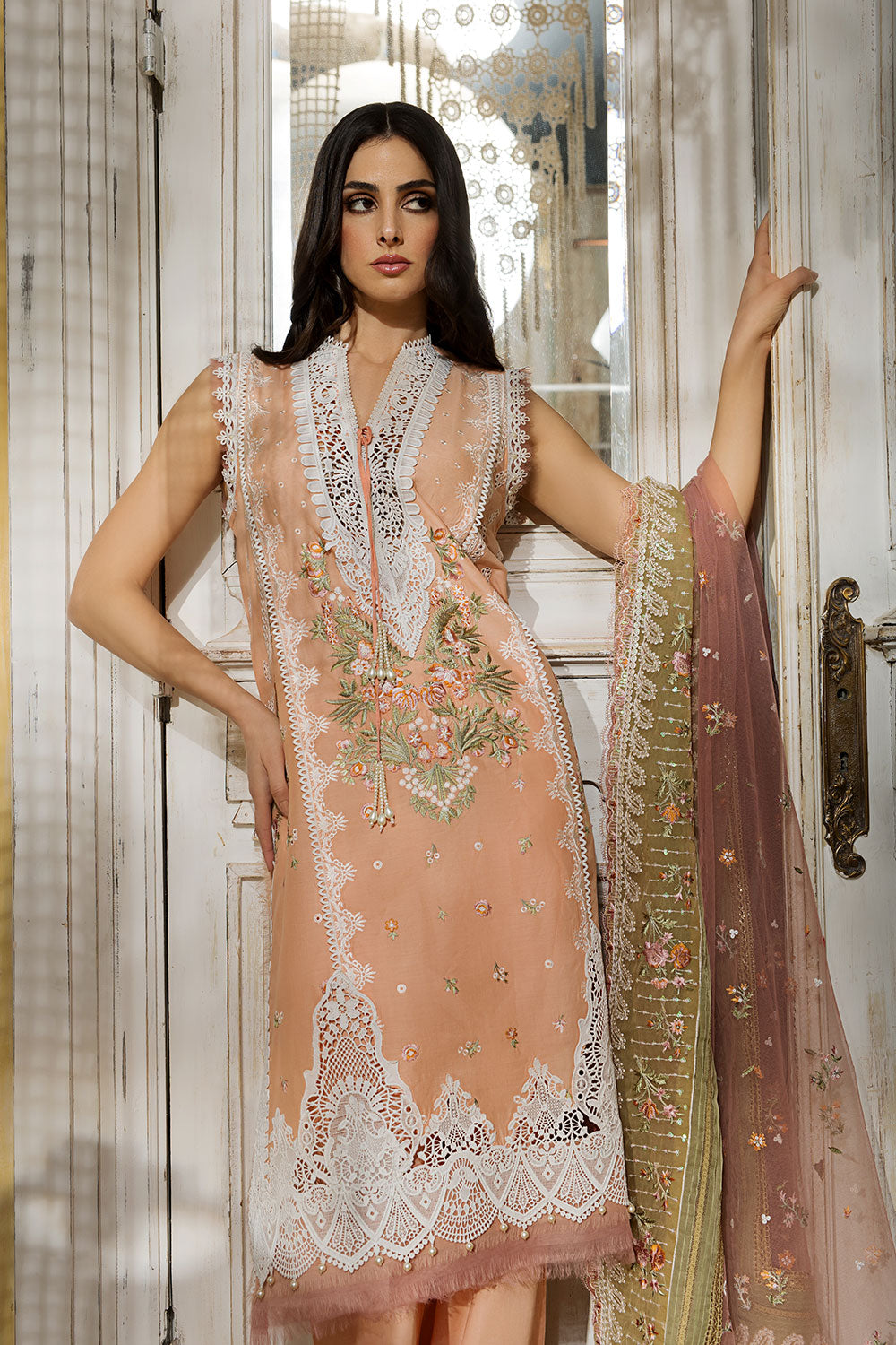 Sobia Nazir - Design 2A Luxury Lawn 2023 Unstitched