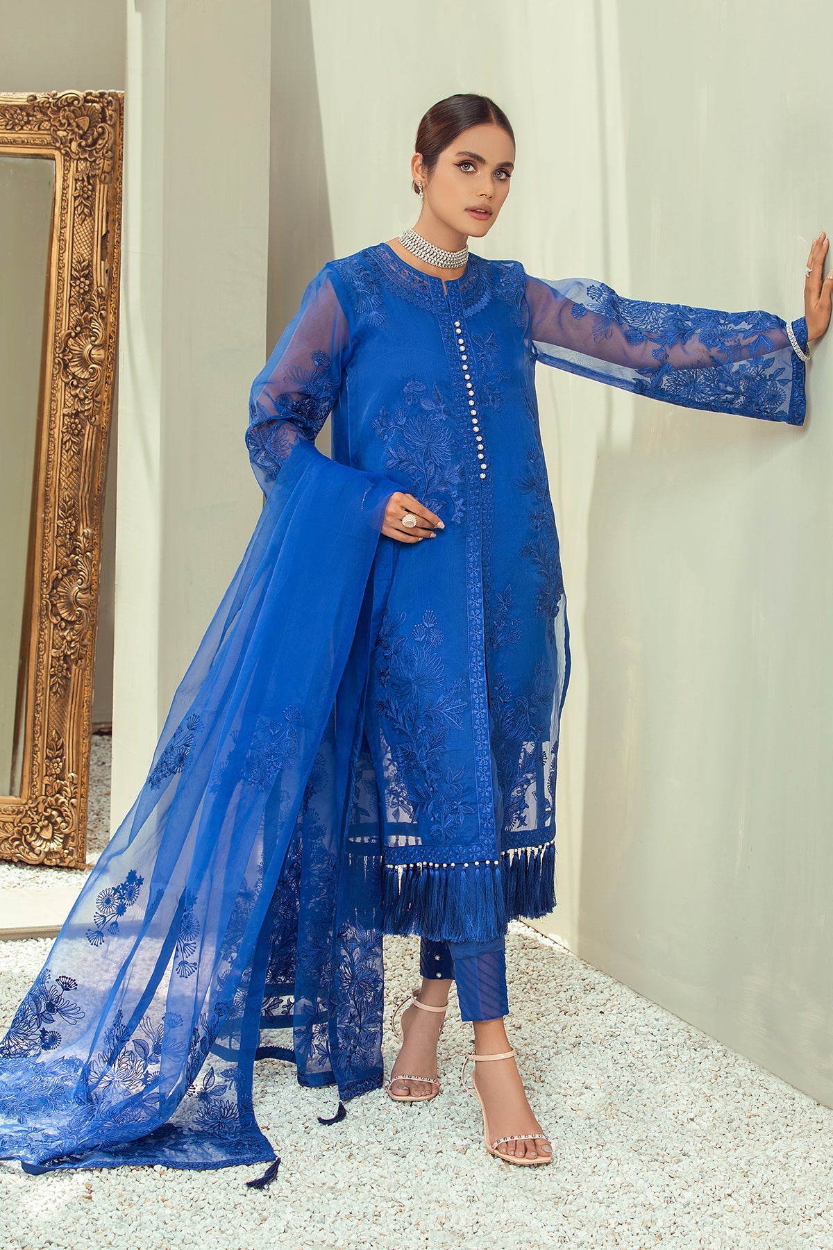 Elegance - ZARIA