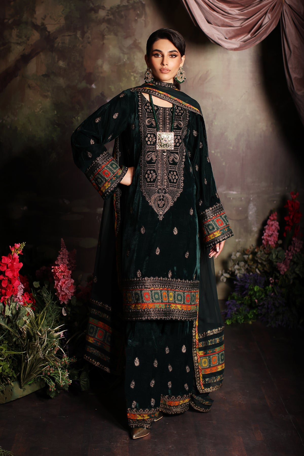 3 Pc Unstitched Embroidered Velvet With Embroidered Chiffon Dupatta CVT3-02