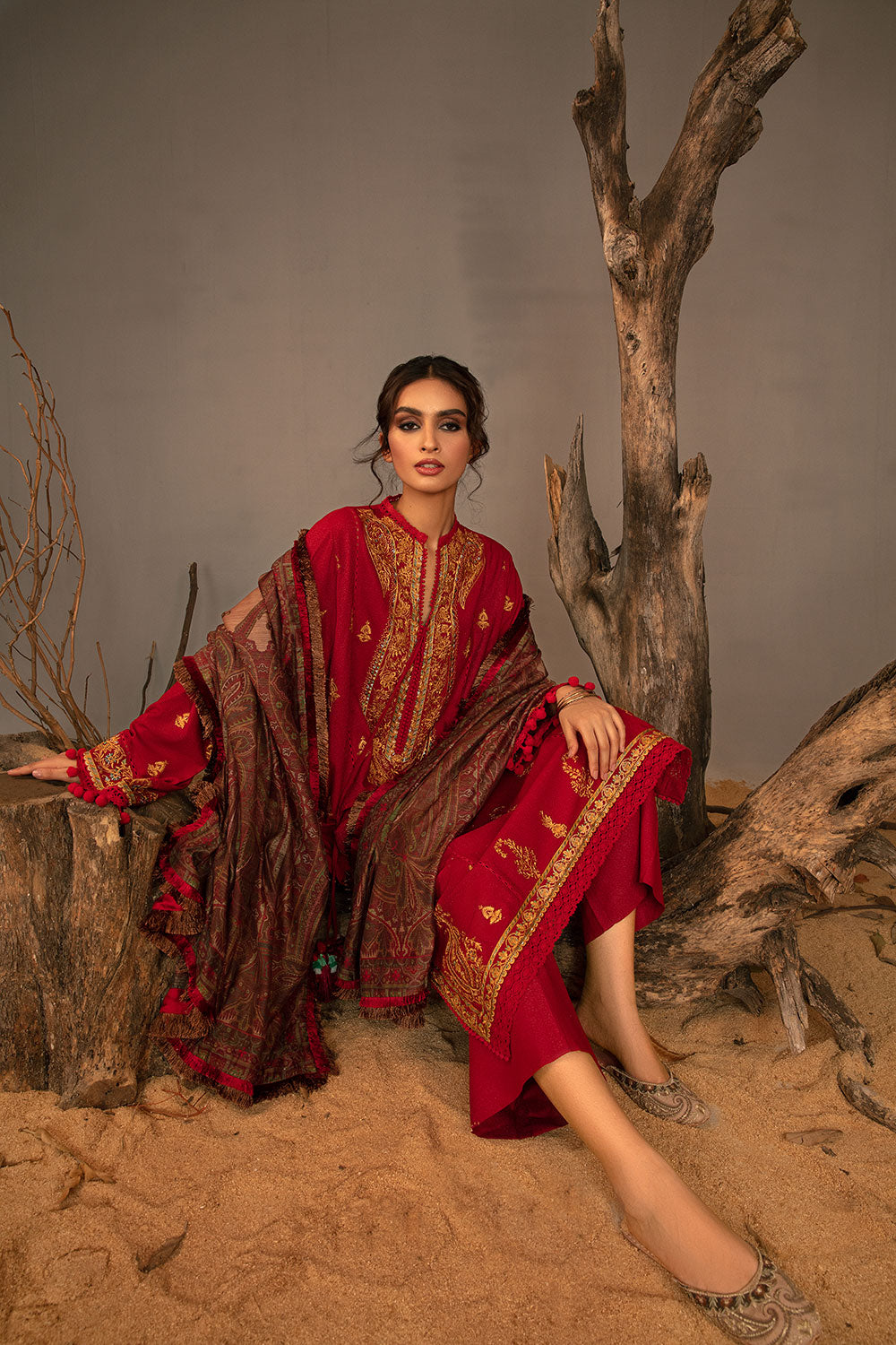 Sobia Nazir - Design 3A Autumn/Winter 2023 Unstitched