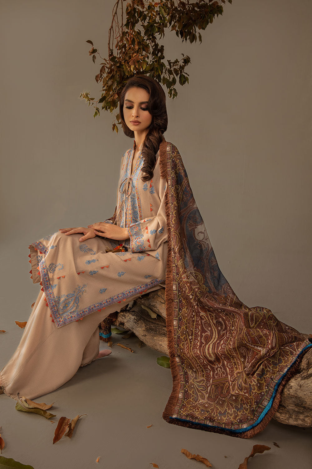 Sobia Nazir - Design 3B Autumn/Winter 2023 Unstitched