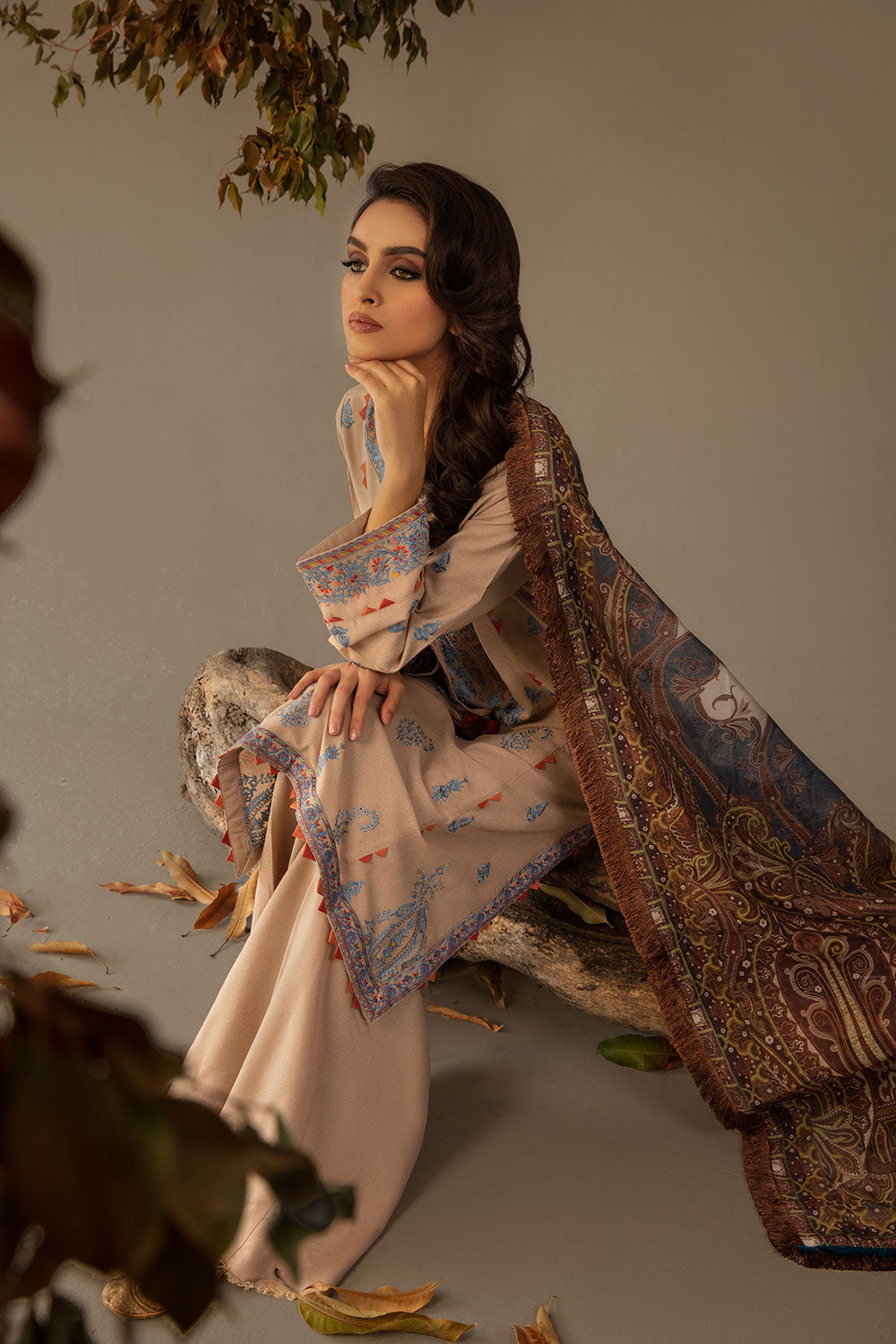 Sobia Nazir - Design 3B Autumn/Winter 2023 Unstitched