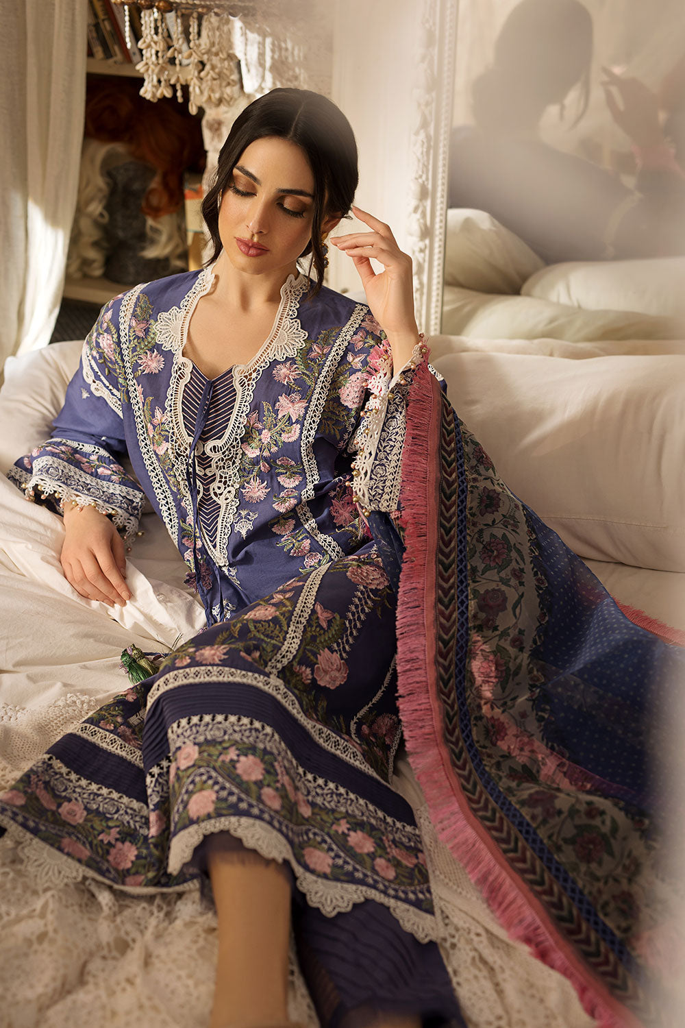 Sobia Nazir - Design 4A Luxury Lawn 2023 Unstitched