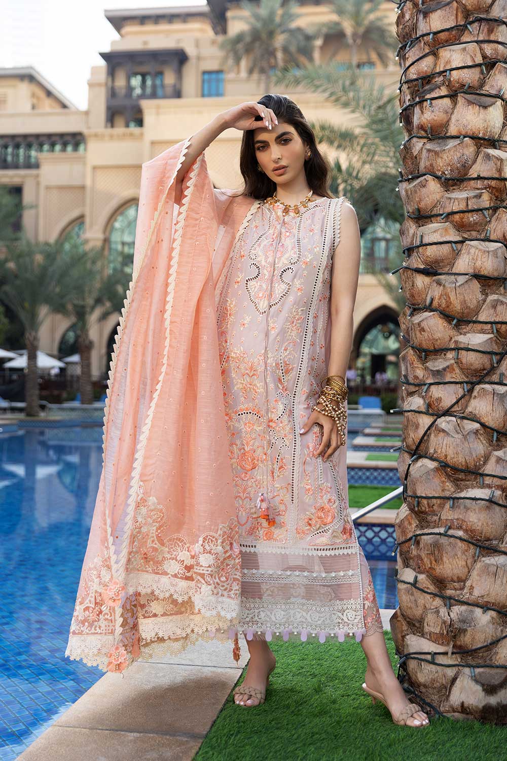 Sobia Nazir - Design 4B Luxury Lawn 2022 Unstitched