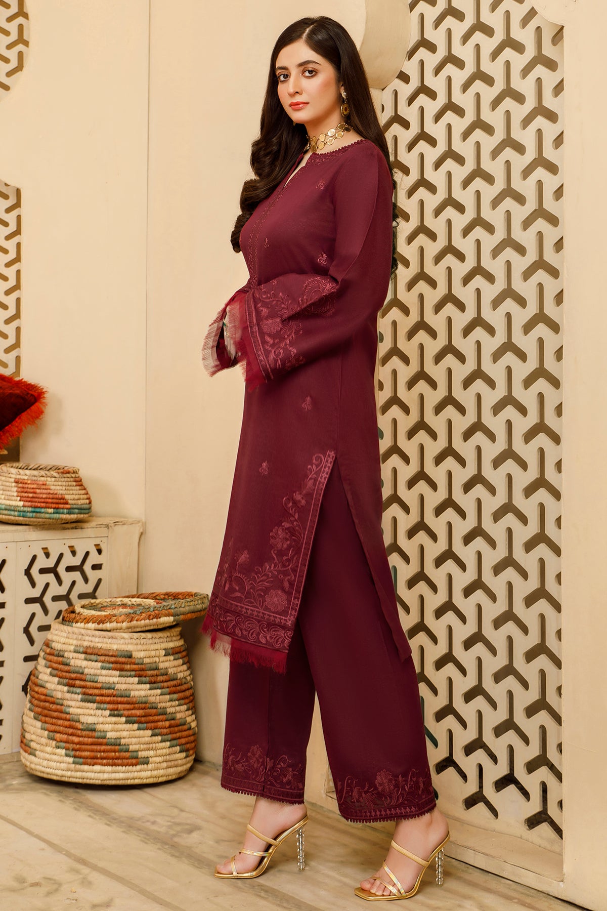 Elegance - CRIMSON