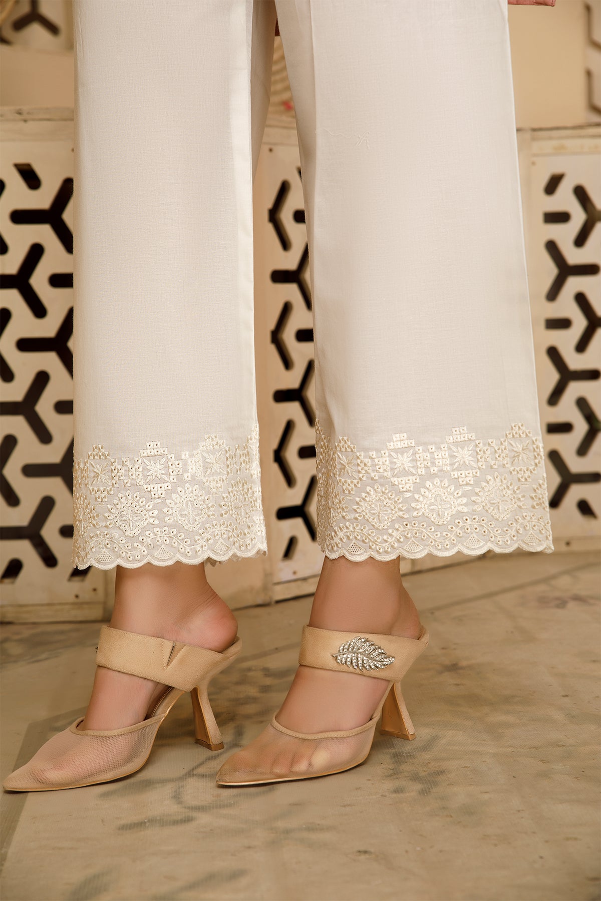 Elegance - TR-015B