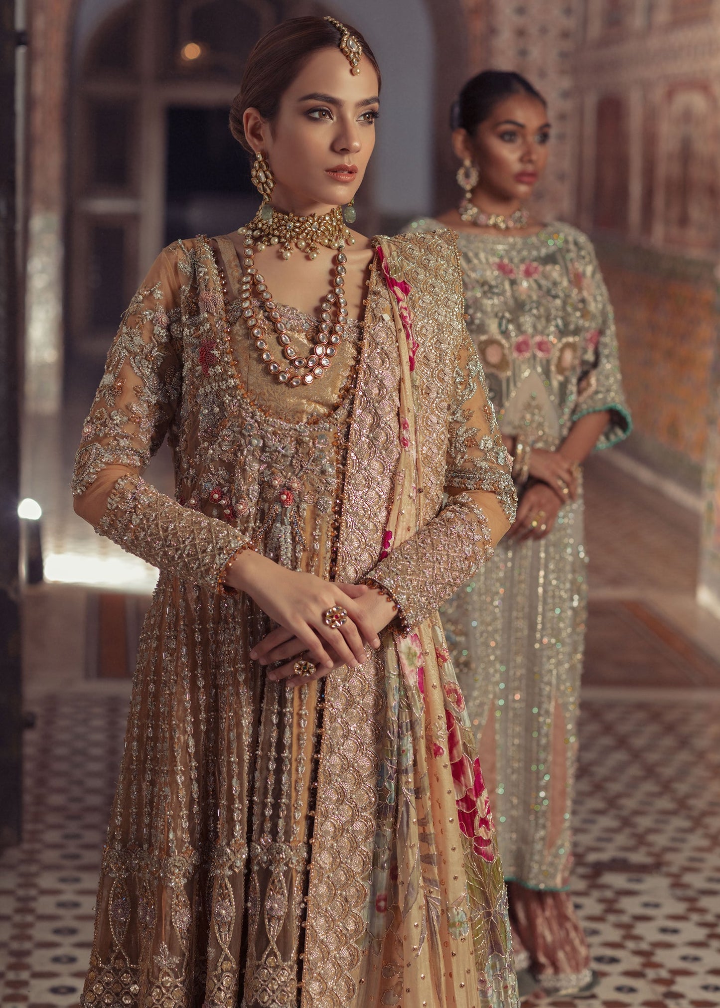 Saira Shakira - SUNBAL