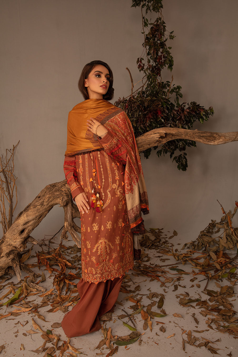 Sobia Nazir - Design 5A Autumn/Winter 2023 Unstitched