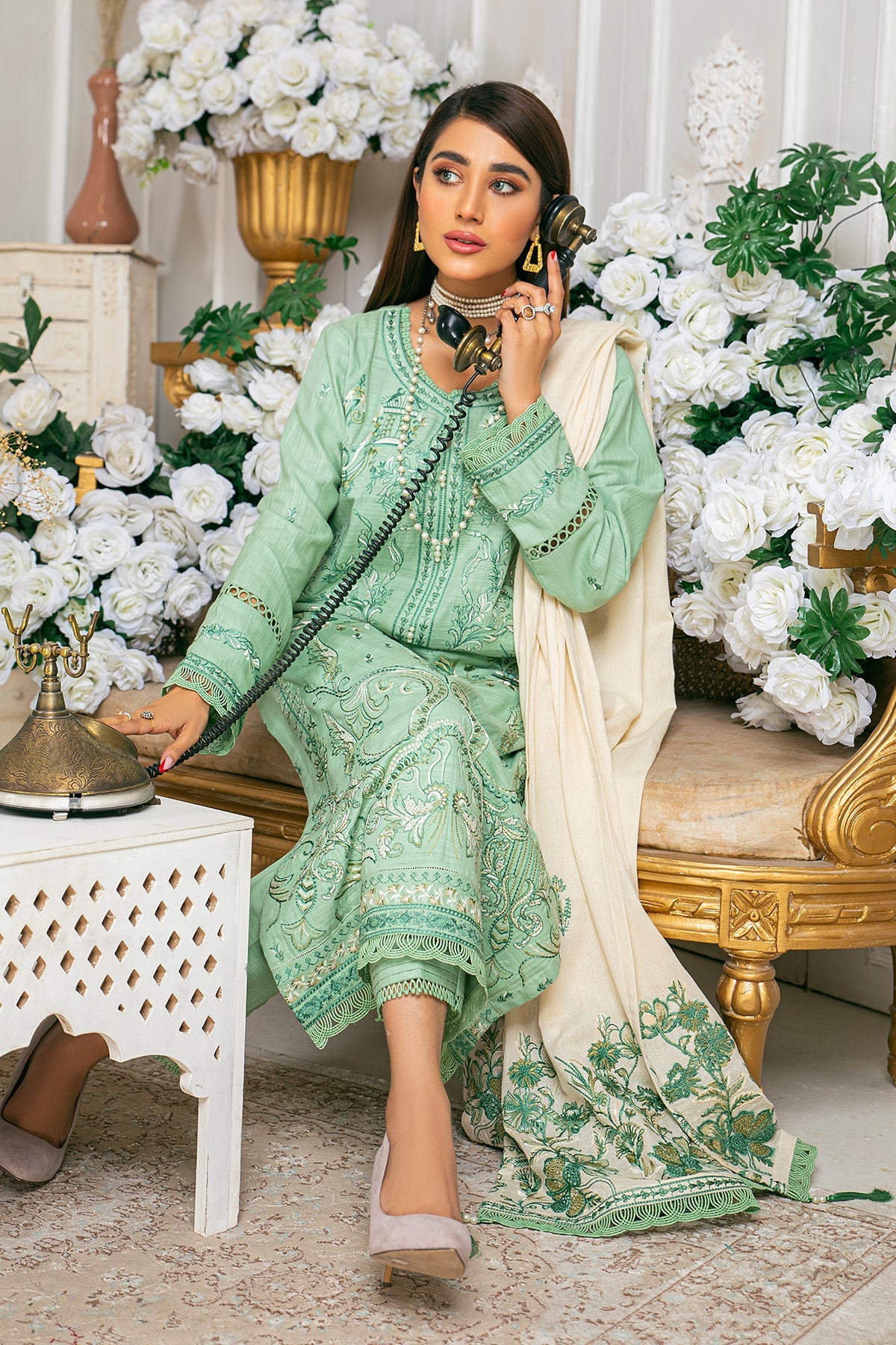 Elegance - JADE
