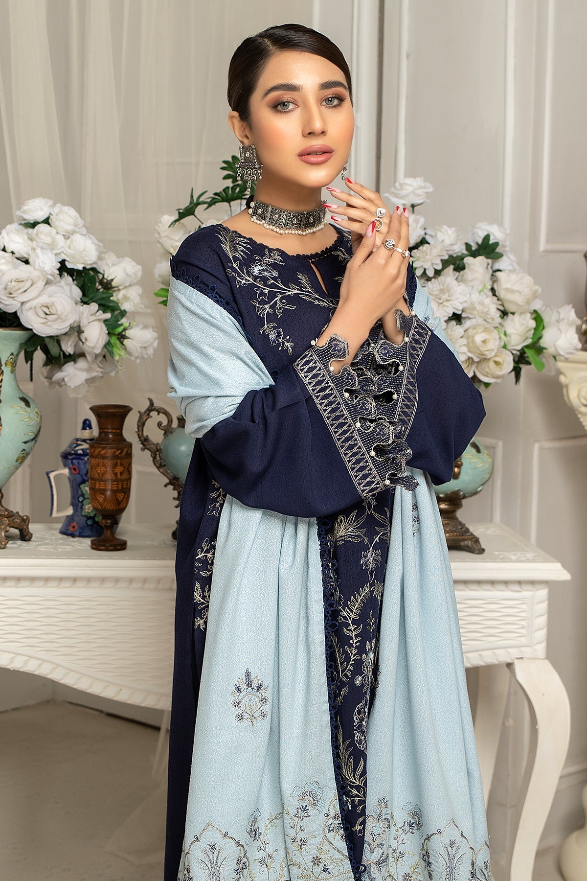 Elegance - AMAYA