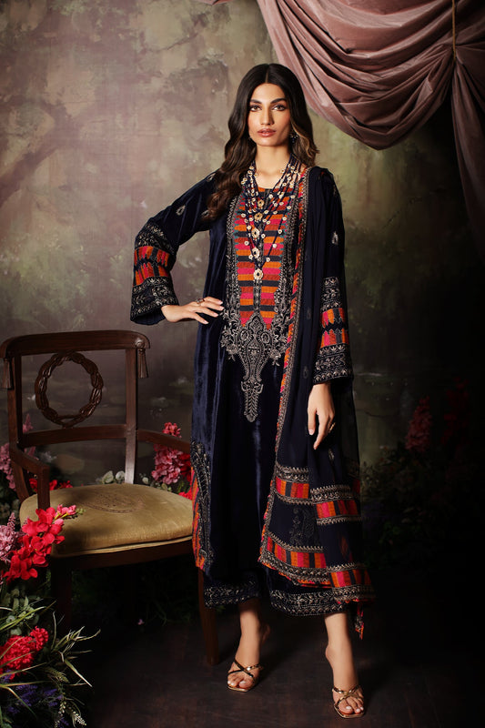 3 Pc Unstitched Embroidered Velvet With Embroidered Chiffon Dupatta CVT3-07