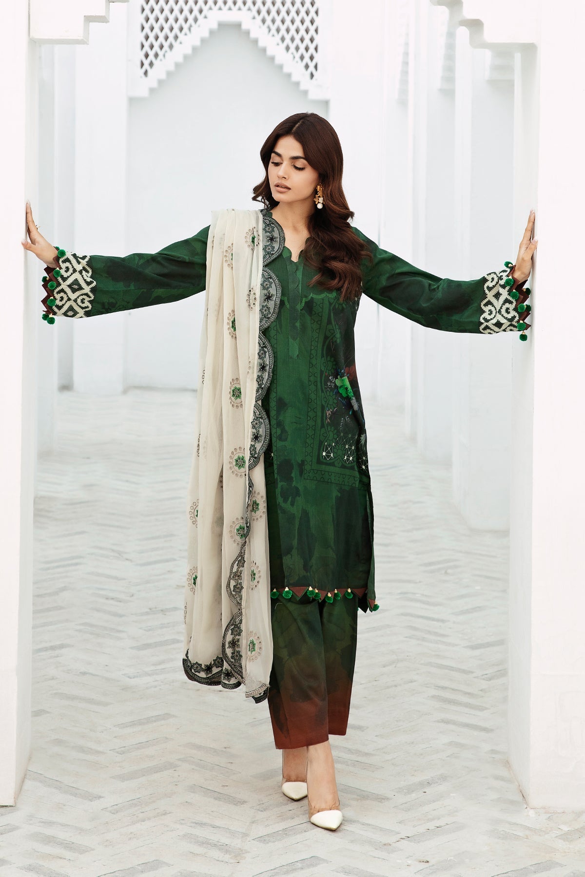 Charizma - 3-PC Unstitched Printed Lawn Shirt with Embroidered Dupatta and Trouser PM4-08