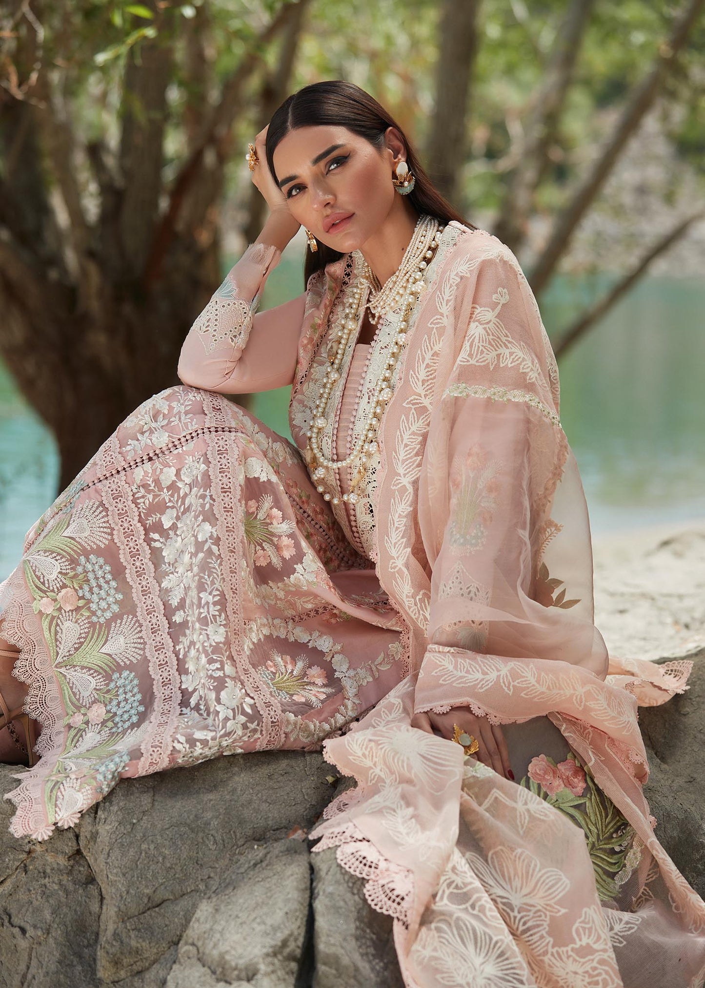 Crimson - Chikkankari Affair - D2 B