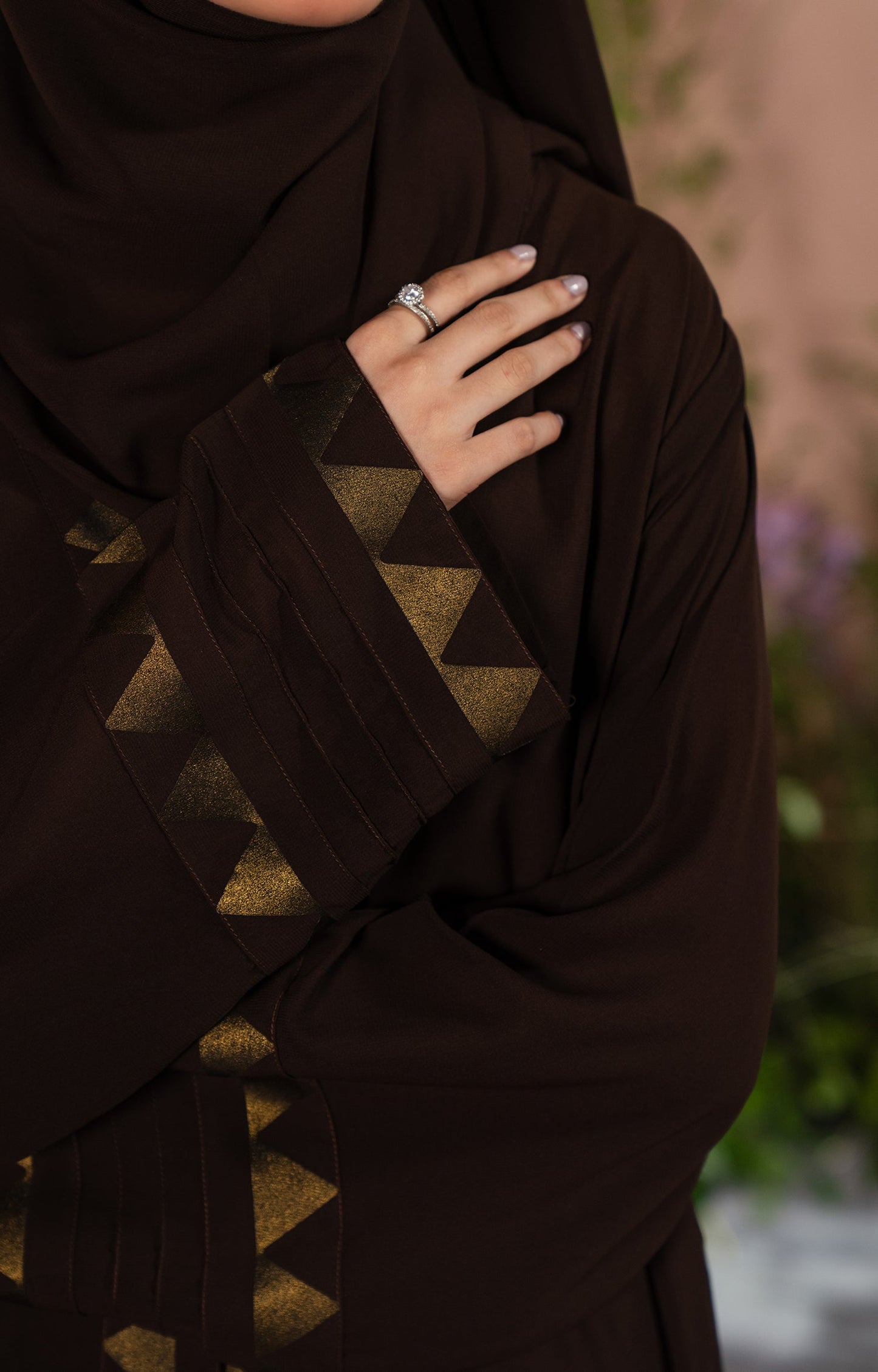 Hareer - BROWN ROUGE FRONT OPEN ABAYA