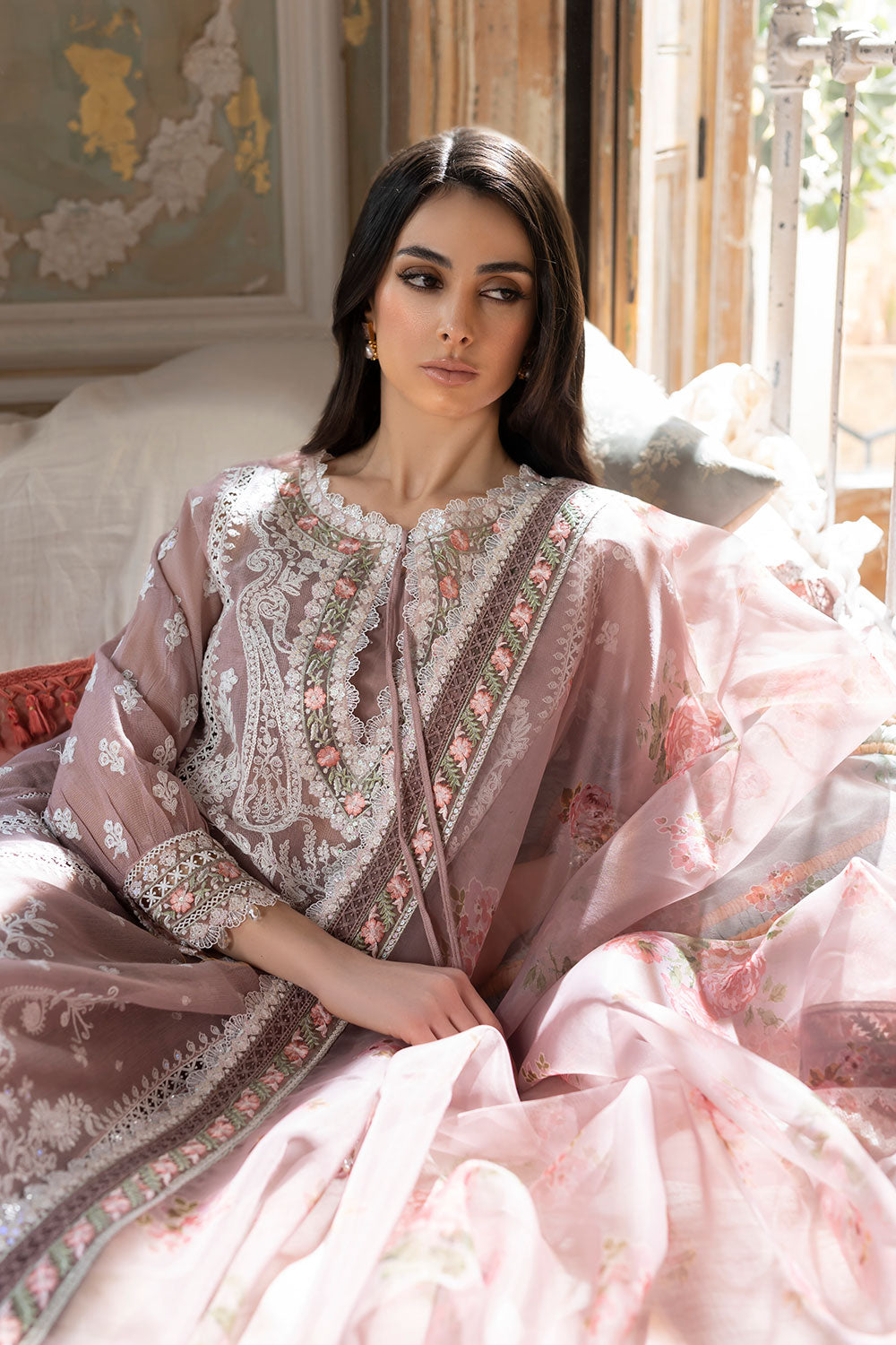 Sobia Nazir - Design 7B Luxury Lawn 2023 Unstitched