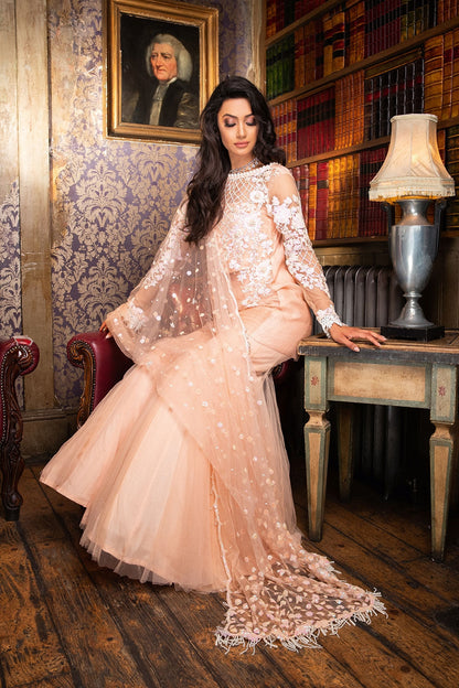 Sobia Nazir - Design 07 Nayaab 2019