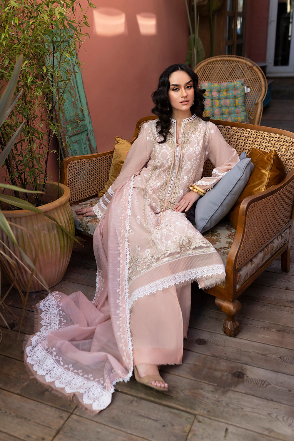 Sobia Sobia Nazir – Western.pk