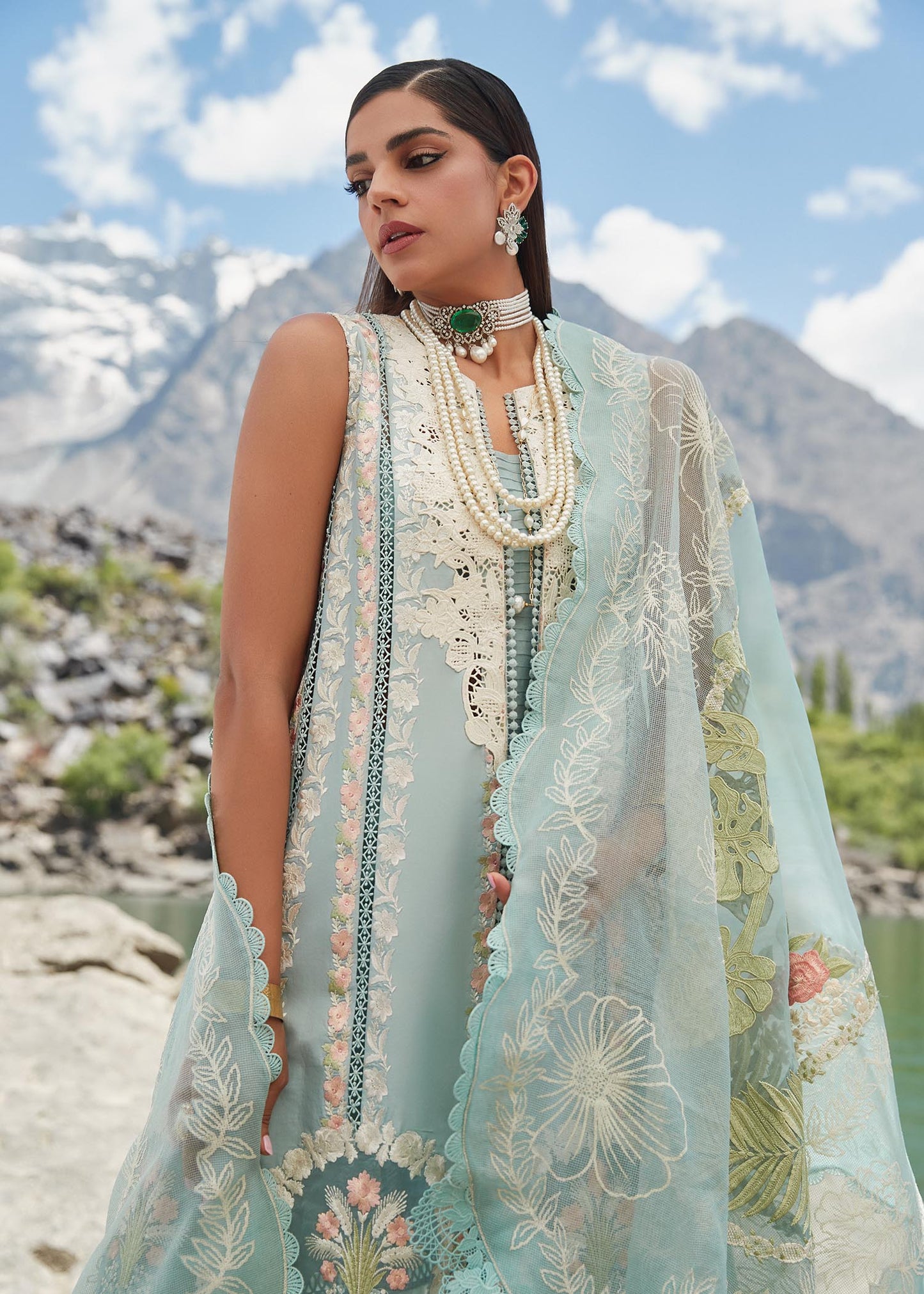 Crimson - Chikkankari Affair - D2 A