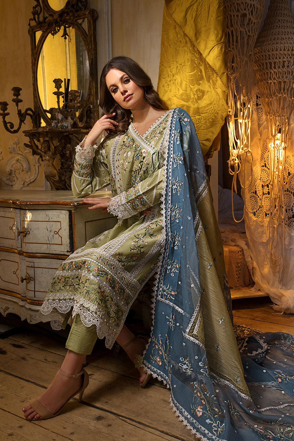 Sobia Nazir - Design 9B Luxury Lawn 2023 Unstitched