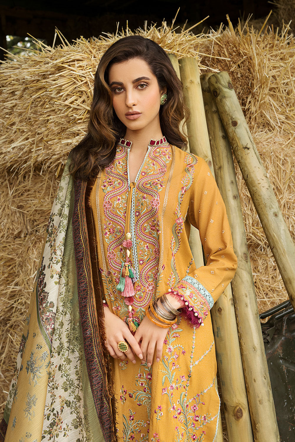 Sobia Nazir - Design 4B Autumn/Winter 2022 Unstitched