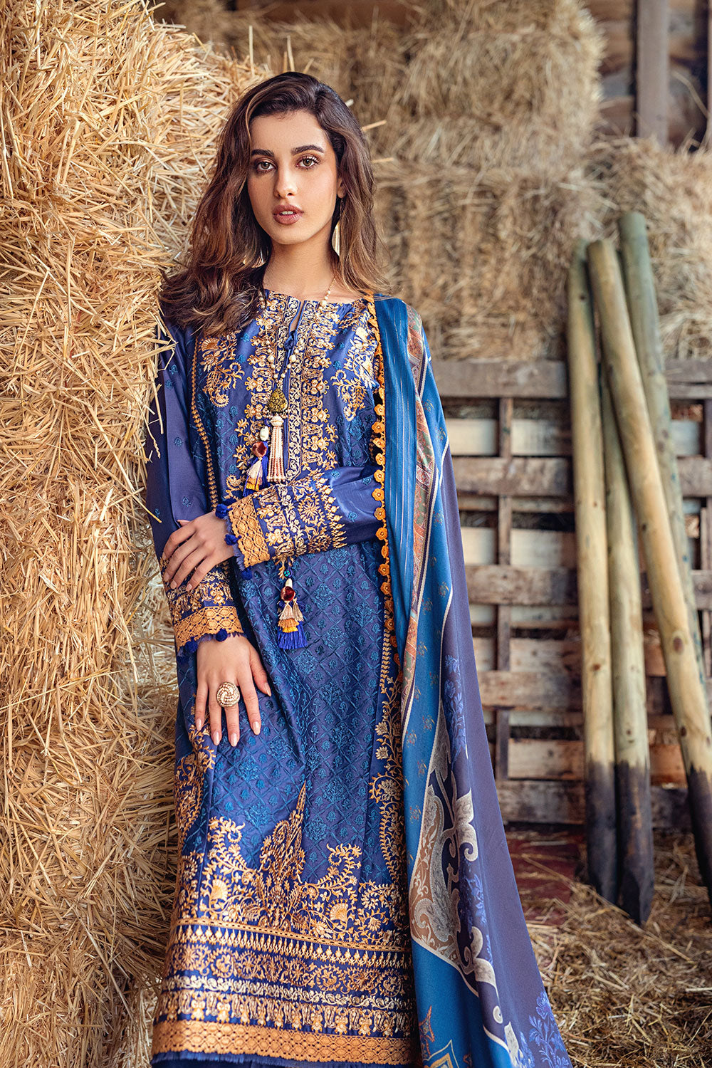 Sobia Nazir - Design 3A Autumn/Winter 2022 Unstitched