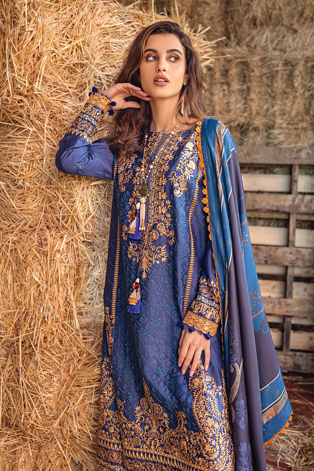 Sobia Nazir - Design 3A Autumn/Winter 2022 Unstitched