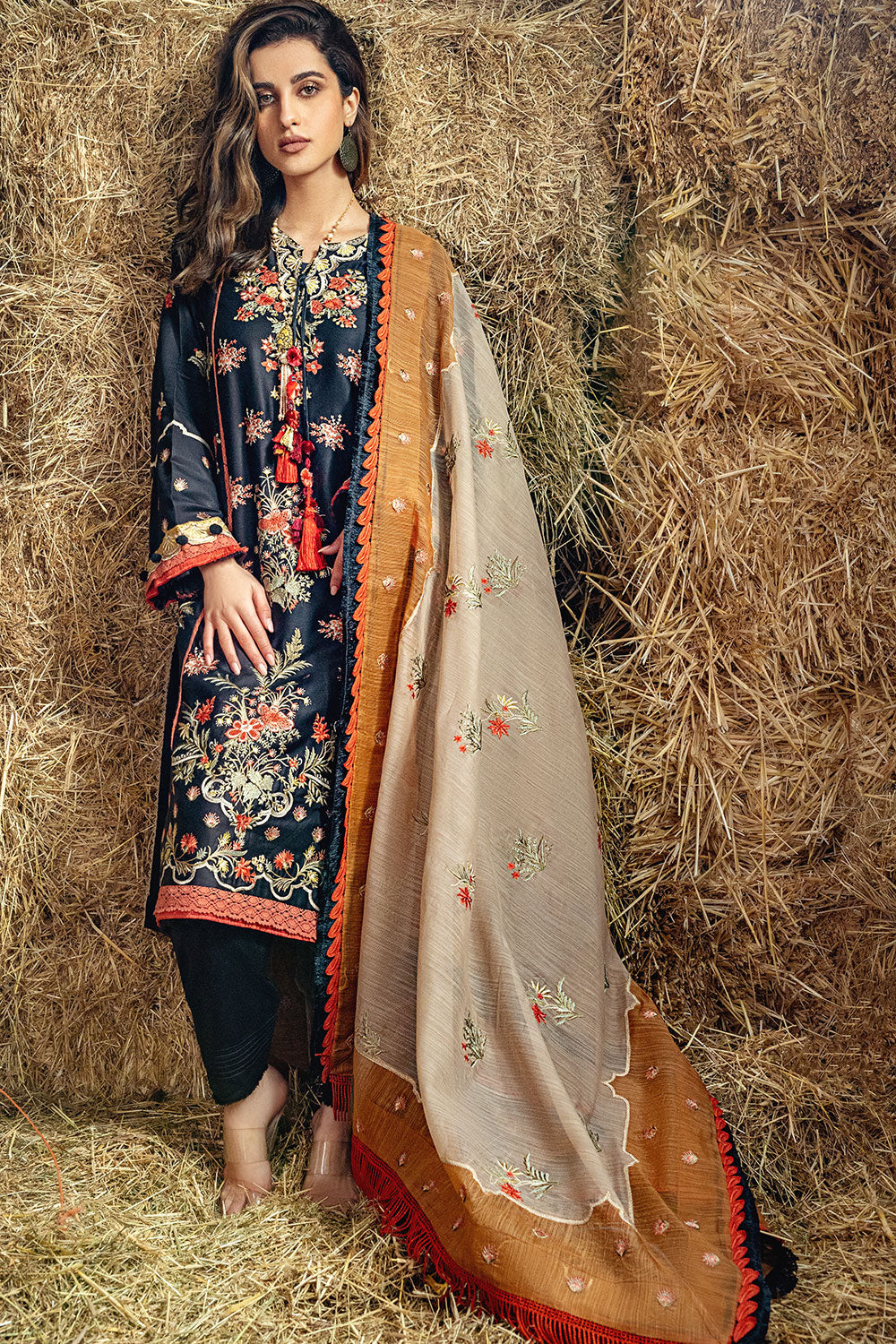 Sobia Nazir - Design 1A Autumn/Winter 2022 Unstitched