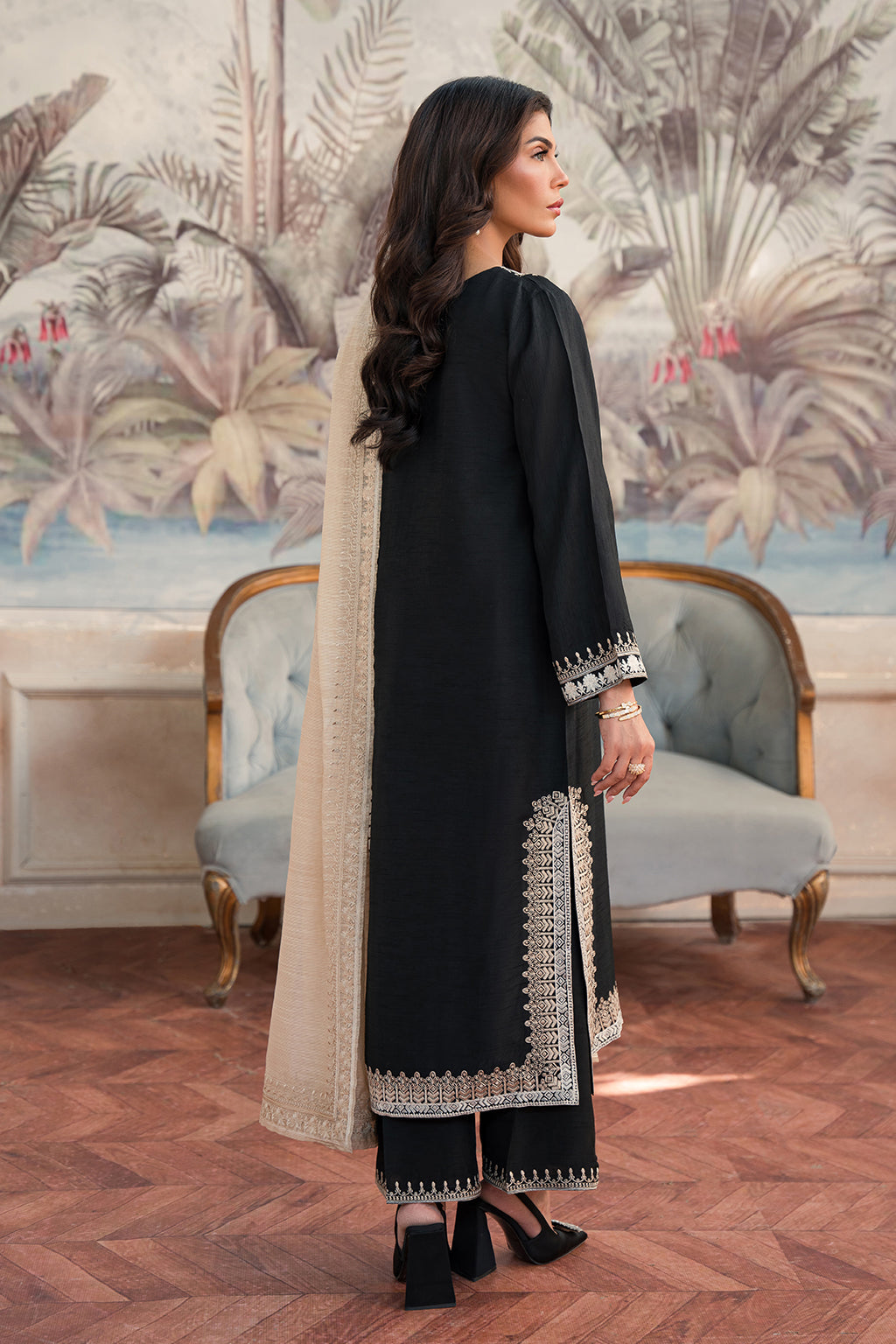 Elegance - KIARA