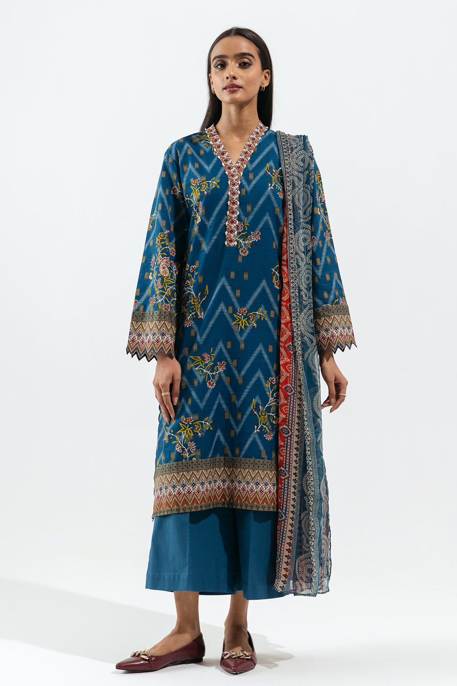 Beechtree - 2 PIECE - PRINTED KHADDAR SUIT - ORIENTAL FLORA