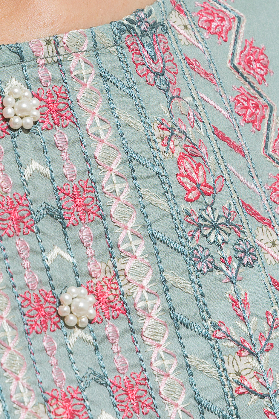 Beechtree - 2 PIECE - EMBROIDERED LAWN SUIT - BLOOMY ICEBERG