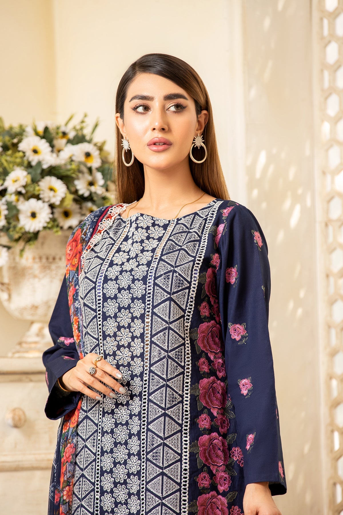 Kayseria - 3 Piece Cotton Lawn Suit