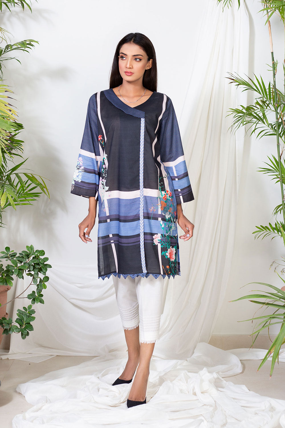 Lyla - Printed Lawn Kurta (LP21011A)