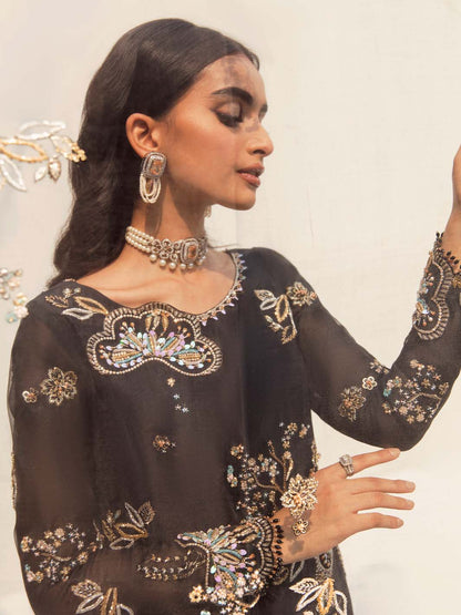 Abeera Usman - Hot Black