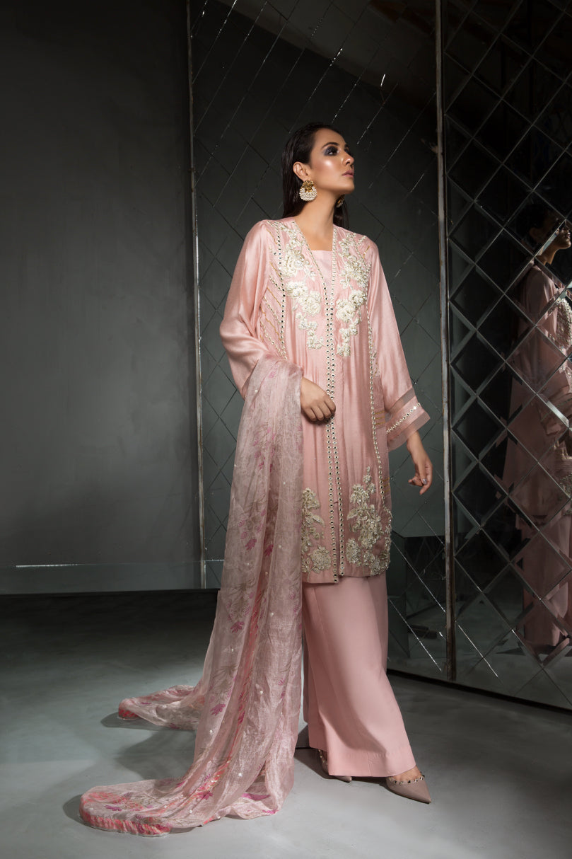 Saira Shakira - Rose Petal