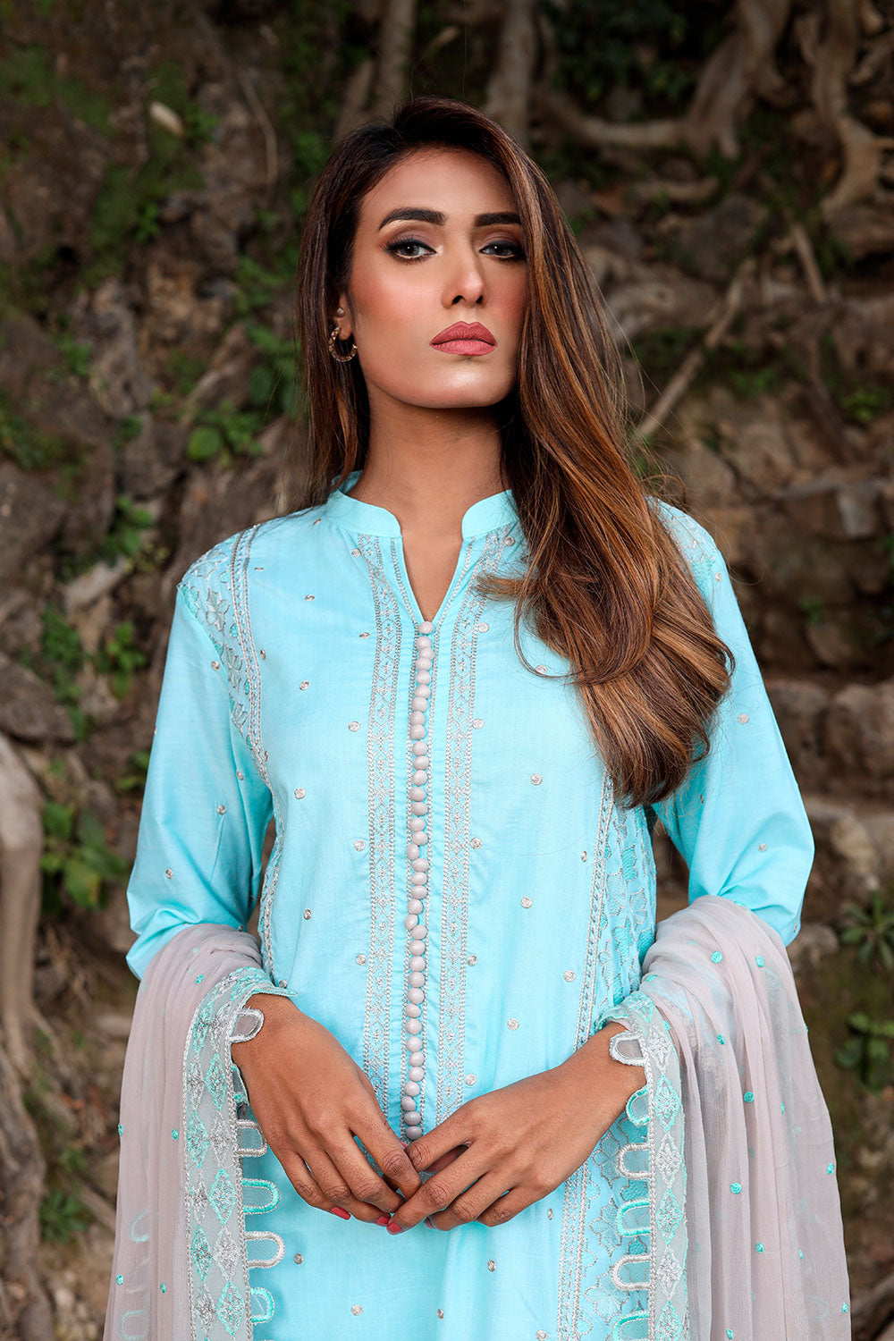 Lyla - Design 06 Embroidered Lawn’22