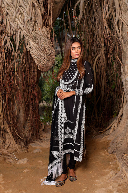 Lyla - Design 05 Embroidered Lawn’22